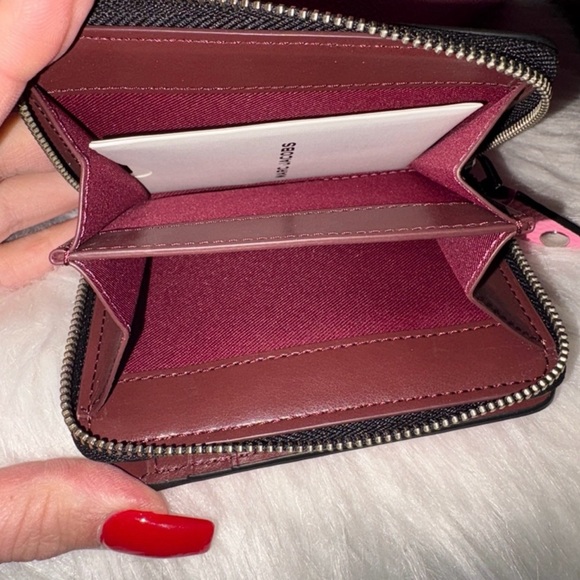 Marc Jacobs Standard Supply Leather Tote/Snap Closure Wallet 2pc Set - Picture 7 of 9